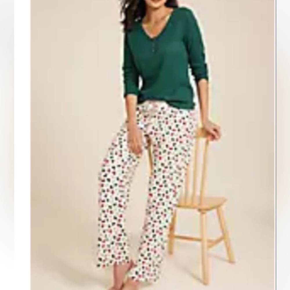 Maurice’s “Henley Long Sleeve Tee And Wide Leg Pajama Set”🎄🎄
